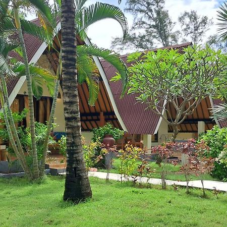 Salili Bungalow กิลิไอร์ ภายนอก รูปภาพ
