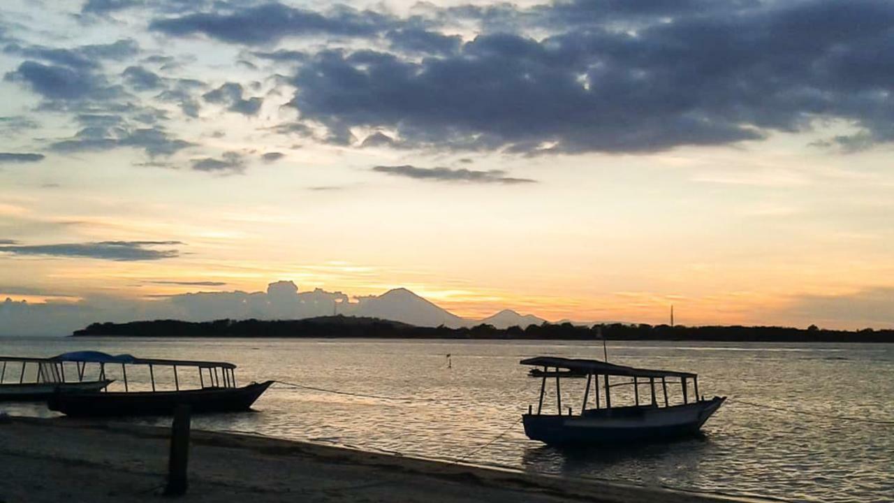 Salili Bungalow กิลิไอร์ ภายนอก รูปภาพ